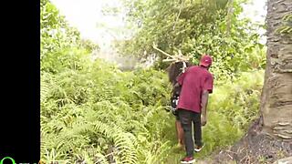 i couldn't believe i had sex with this beautiful milf in the bush