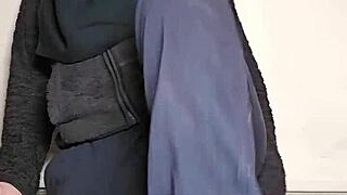 Mia Niqab's Rough Doggystyle and Barefoot Sucking?