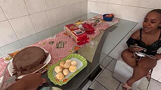 Pequena Safada Fucks And Leaves With Cum