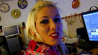 stacey saran teaches threeway with tracy venus