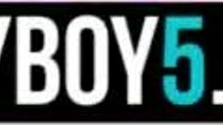 This Ebony Milf Feels Pretty And Loves To Show Her Body Sensually