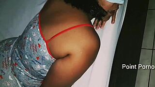 Mature Portuguese amateur cousin opens mouth for deepthroat oral