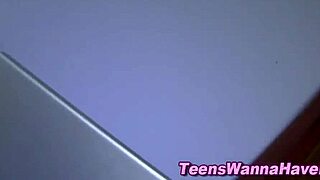Real teen 18+s get cumshot