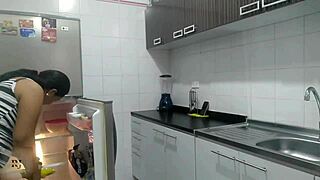 Uy como se ve rico ese pepino quieres