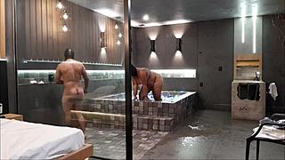 Luxury motel surprise: bbw friend loves it and reveals her big pussy for anal fun.