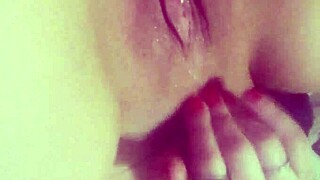 i sent it to my little sister for lesbian fun