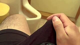 Watch this Japanese amateur masturbate solo?