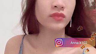 instagram anna k102 shows her flat chest in detailed close up