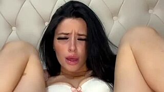 Horny Teen American Exchange Student Squirts In POV Webcam?