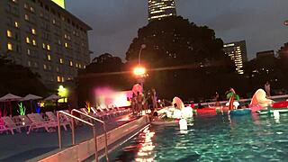 Night Pool Goddess Half-Beauty Drowned In Intense Piston