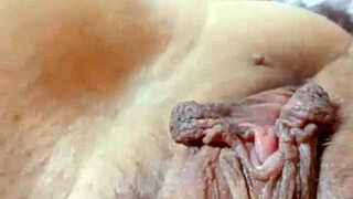 gretala pussy dance with fat ass and curvy body