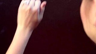 Thirsty housewife fucks delivery girl Riley Reid everywhere in the house