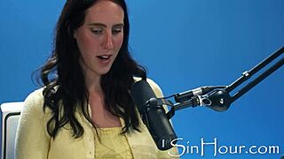 i'm a kisser who loves kissing deeply - cadence lux