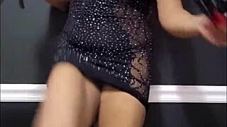 Nsfw Grwm In Sex Club With Muscular Black Man And Big Pussy Lips