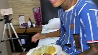 Vaza Vídeo do Morador de Rua Comendo a Mulher do Personal Trainer Bem Gostoso Completo no Red Instagram Brinquedoator 1