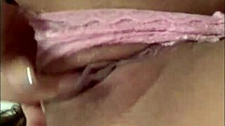 Beautiful latina masturbates in rich lingerie from fan