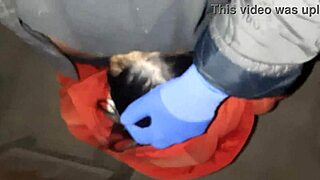 Lesbian illusion girls lick hairy beaver before robbing house in close up