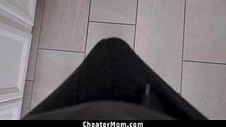 Bodacious Stepmom Teases Her Stepson To Have A Bang With Him - Cheatermom