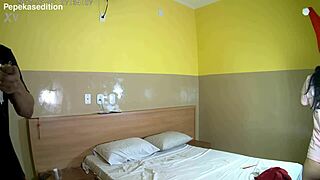 Novinha Casada Dando Cuzinho with Sexy Pornstar Action!