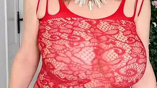 The Queen Of Overalls Busty Granny Mariaold Dazzles Hairy Pussy Close-Up!