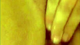 Naughty Girl Fucks Juicy Ass with Dildo