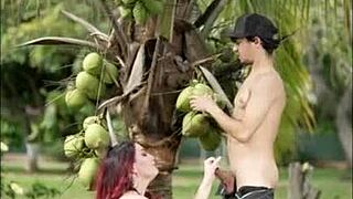 that small girl gives amazing outdoor blowjobs