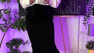 i'm putting on coffee colored tights in nylon club