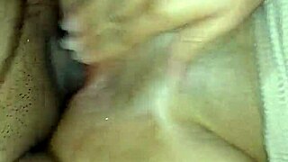 i fuck and make everything wet with my squirting pussy