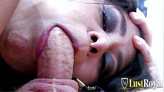 Horny Fellow Hammers Julia Morgan's Wet Pussy