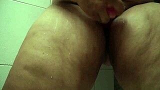 Masturbacion De Coño En La Ducha With Female Ejaculation