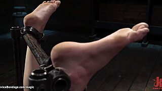 Bound In Chains Slut Tazappered