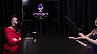 Annie Clementine starts with sensual photos leading to street sex