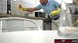 Oh no, virgin stepbrother gets deflowered by his stepsister in hardcore sex!