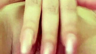 finguering my pussy and playing with my vibrator - blondie fesser