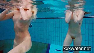 Strip me, Katrin! Underwater