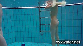 Strip me, Katrin! Underwater