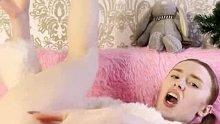 masturbation with a butt plug in the ass close up led me to squirt