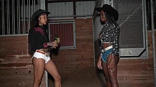 Pretty black amateur rides pussy in rodeo style