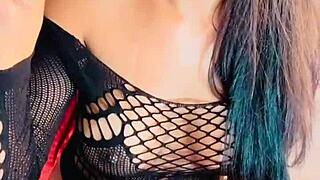 Corno filma a esposa dele me dando o cuzinho e gozando em meu pauz�o