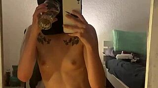 playing and drinking my pee in kinky wet session