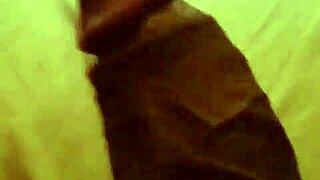 i'm bulilt9 craving a white bottom who worships my big black cock passionately