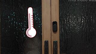 Alexis James plays her PUSSY on the PIANO. She gets tight pleasures from it.