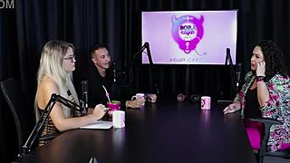 todo mundo deveria experimentar a terapia comentou sobre o hpv e hiv e o atendimento no hospital p�blico marina karam sex�loga sheer red