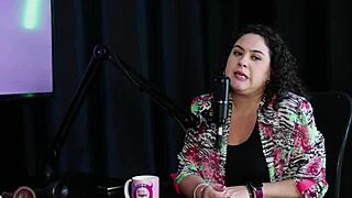 todo mundo deveria experimentar a terapia comentou sobre o hpv e hiv e o atendimento no hospital p�blico marina karam sex�loga sheer red