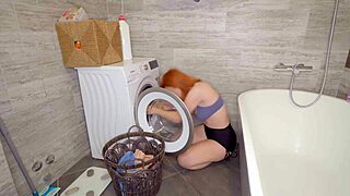 i'm so clumsy and i'm stuck everywhere in funny situations