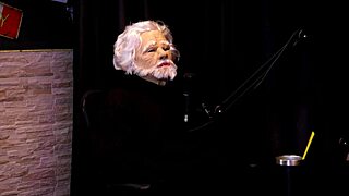 I love outdoor casting with tattoos and big ass