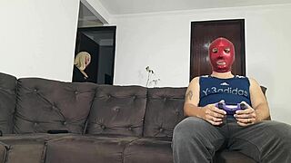 Blondie cums from anal gaping