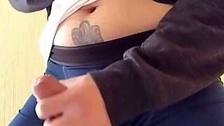 te gustar�a masturbar est� enorme polla en exhibici�n