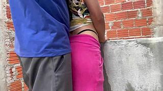 Bricklayer Fucking A Young Girl During Break At Work!