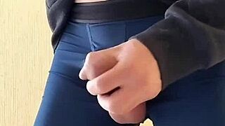 te gustar�a masturbar est� enorme polla en exhibici�n